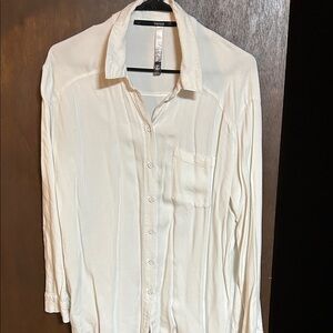 Kensie Ivory Button-Up Blouse